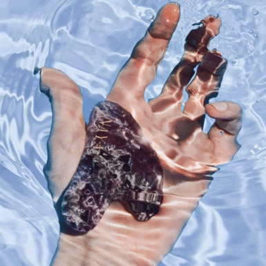 NAYA - Amethyst Gua Sha